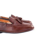 Chestnut Brown 𝗛𝗮𝗻𝗱-𝗺𝗮𝗱𝗲 Tassel Loafer - Image 4