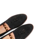 Black Onyx 𝗛𝗮𝗻𝗱-𝗺𝗮𝗱𝗲 Tassel Loafer (𝗦𝘂𝗲𝗱𝗲 𝗘𝗱𝗶𝘁𝗶𝗼𝗻) - Image 2